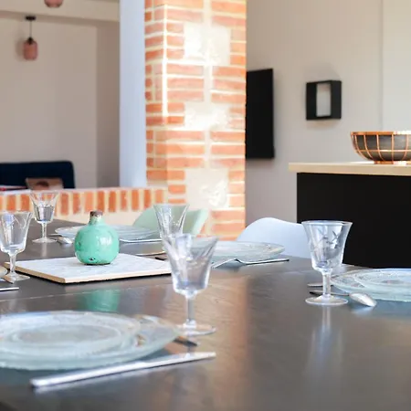 Maison De Caractere Centre-ville - 8 Personnes Hébergement de vacances *