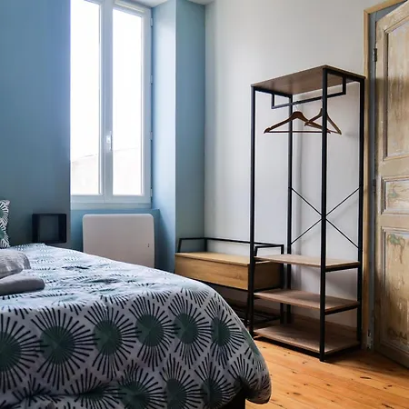 Hébergement de vacances Maison De Caractere Centre-ville - 8 Personnes *
